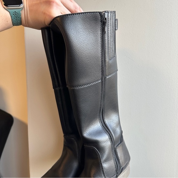 **CLARKS* Black Leather Riding Boots Size 6 - Picture 5 of 10